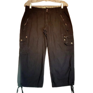 Urban Life  Women's Black Cotton Cargo Capri Size 7/8